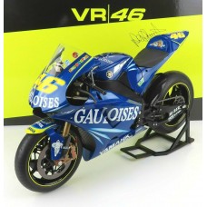 V. Rossi Yamaha YZR-M1 World Champion 2004 1:4
